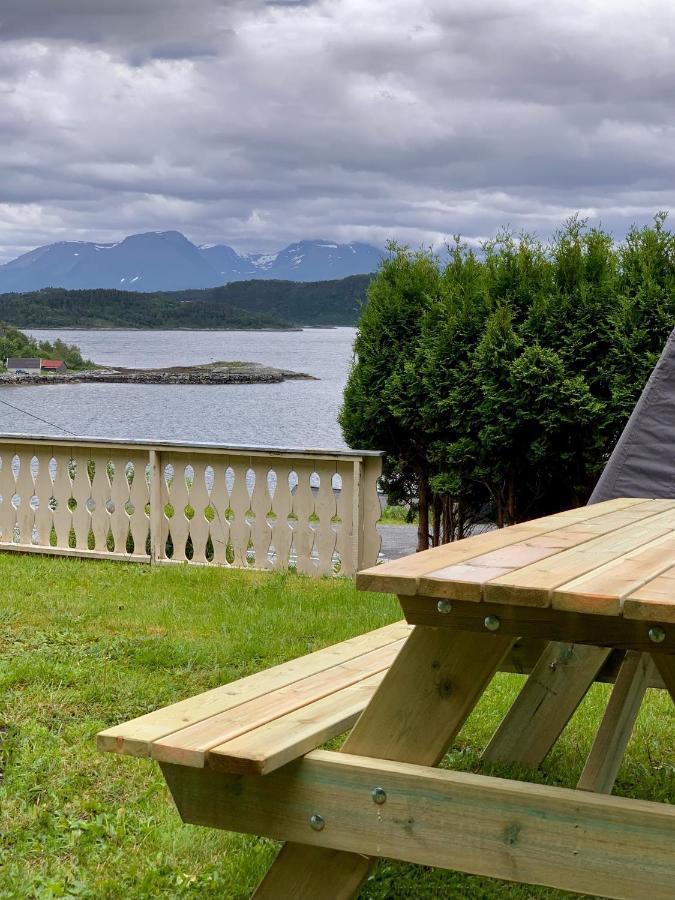 Nydelig Selveierleilighet Med Fantastisk Utsikt Norvasundet Buitenkant foto